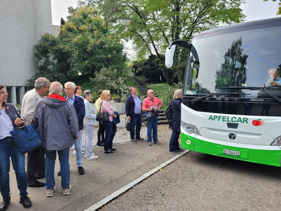 Reise mit dem Apfelcar