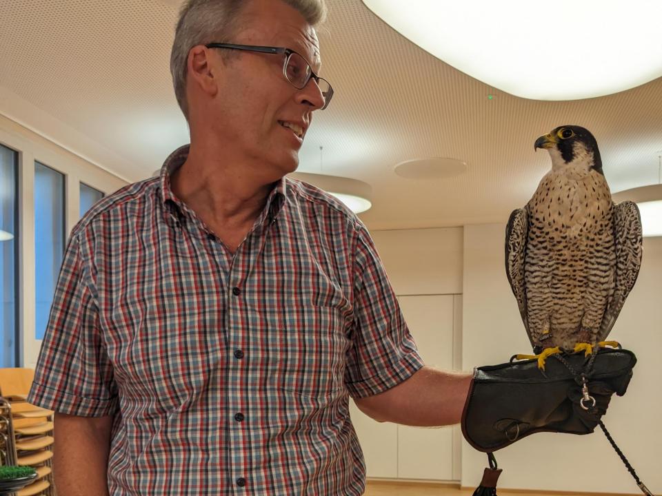 Ferientreff 2023: Falke Hiera mit Paul