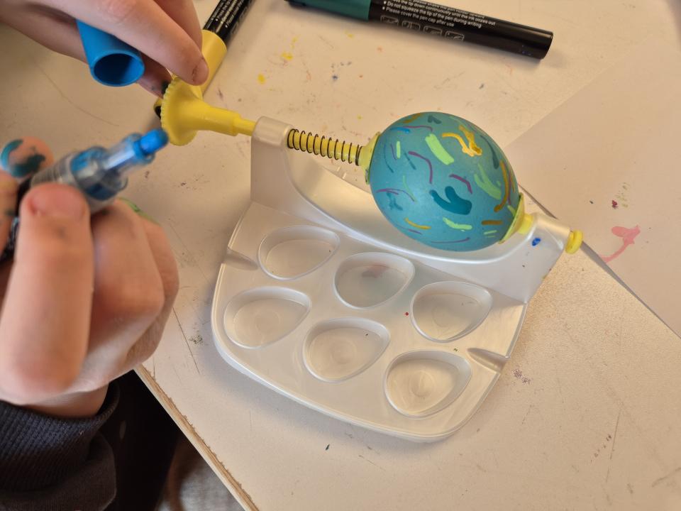 Ostereierfärben 2025