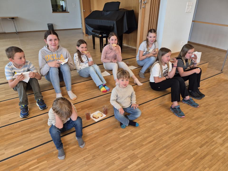 Ostereierfärben 2025