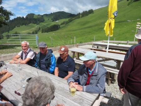 Teilnehmer beim Zvieri