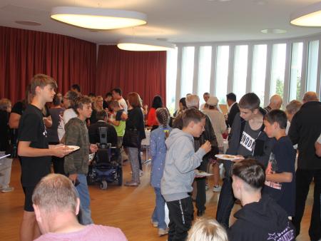 Der Apéro riche mit Spezialitäten aus den verschiedenen Ländern