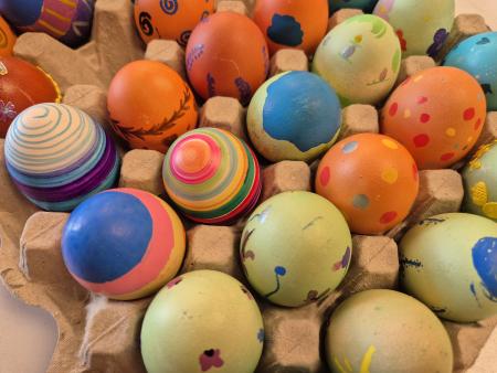 Ostereierfärben 2025