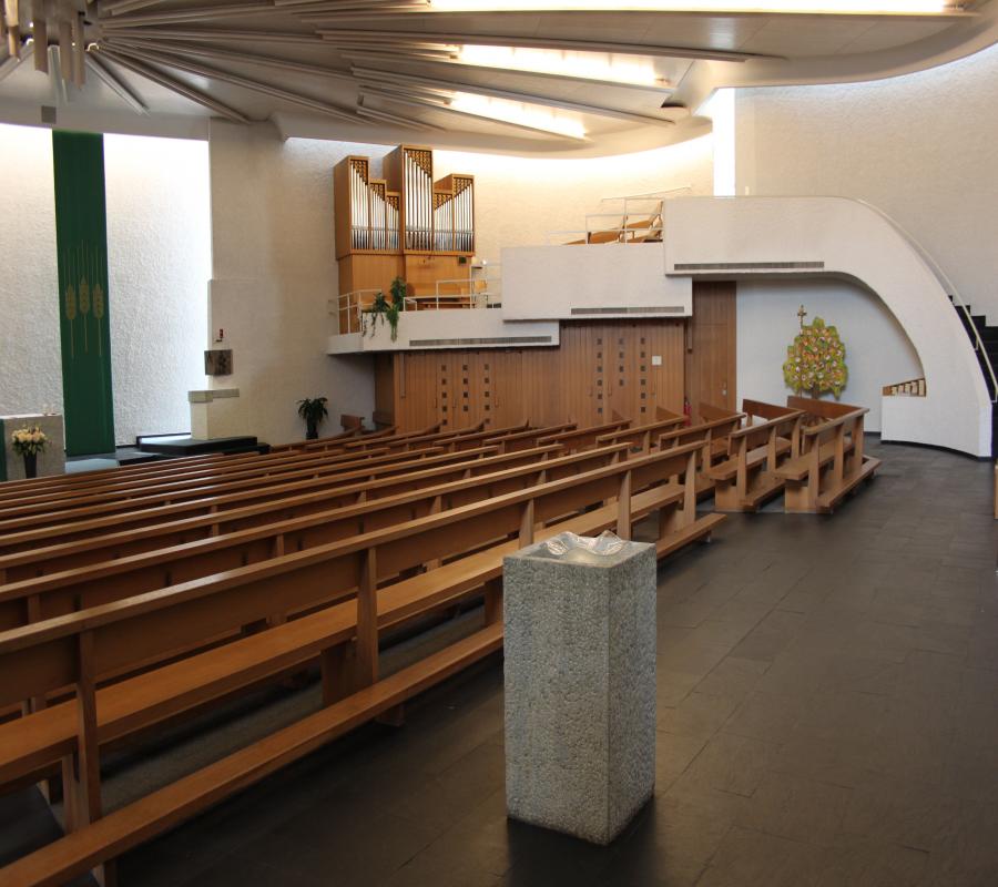 Kirchenraum der katholischen Kirche Müllheim
